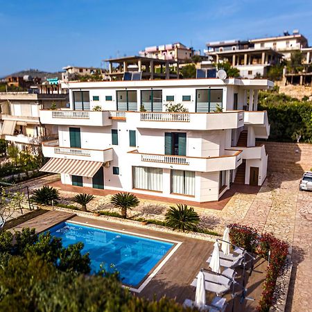 Villa La Quiete - Adults Only Cuke Екстериор снимка