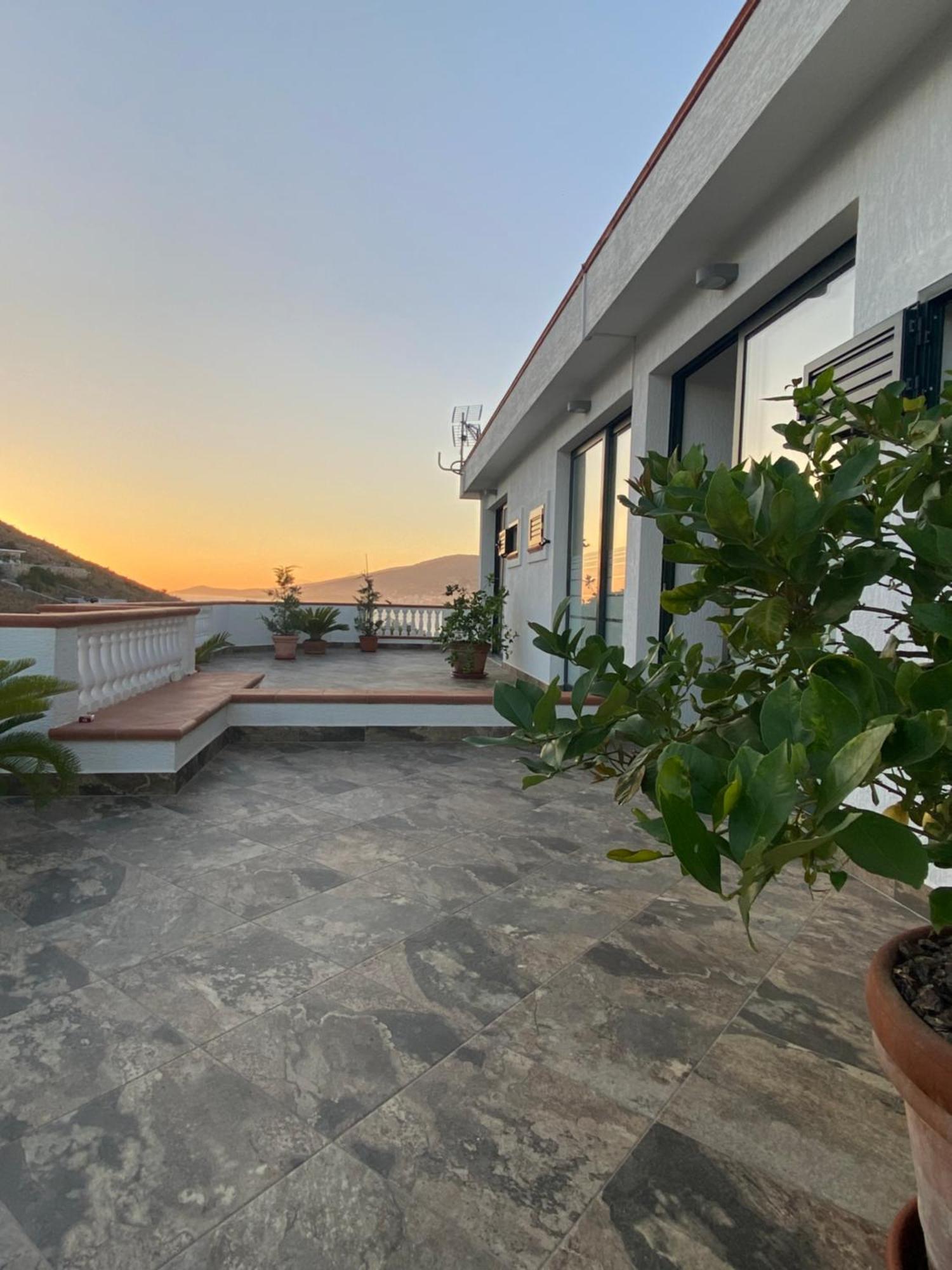 Villa La Quiete - Adults Only Cuke Екстериор снимка