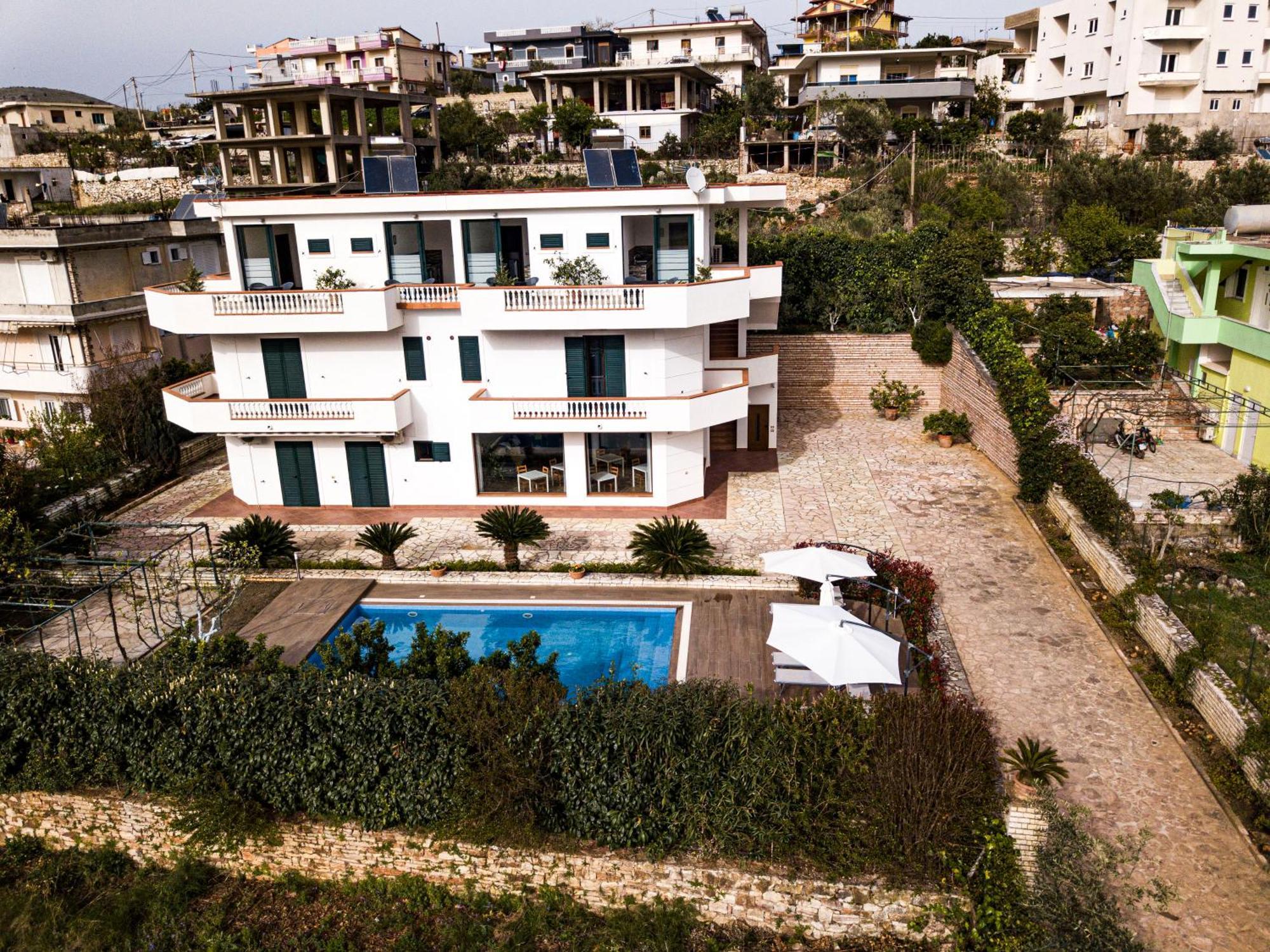 Villa La Quiete - Adults Only Cuke Екстериор снимка