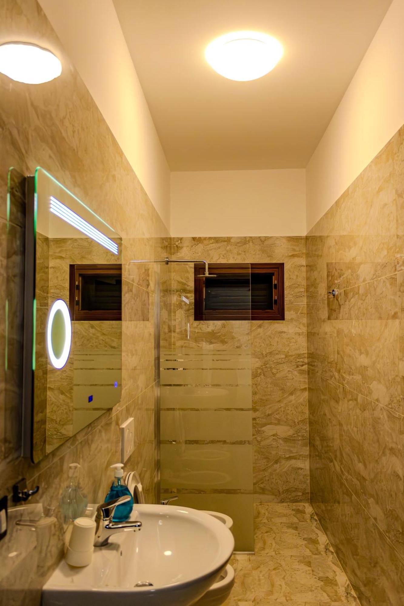 Villa La Quiete - Adults Only Cuke Екстериор снимка