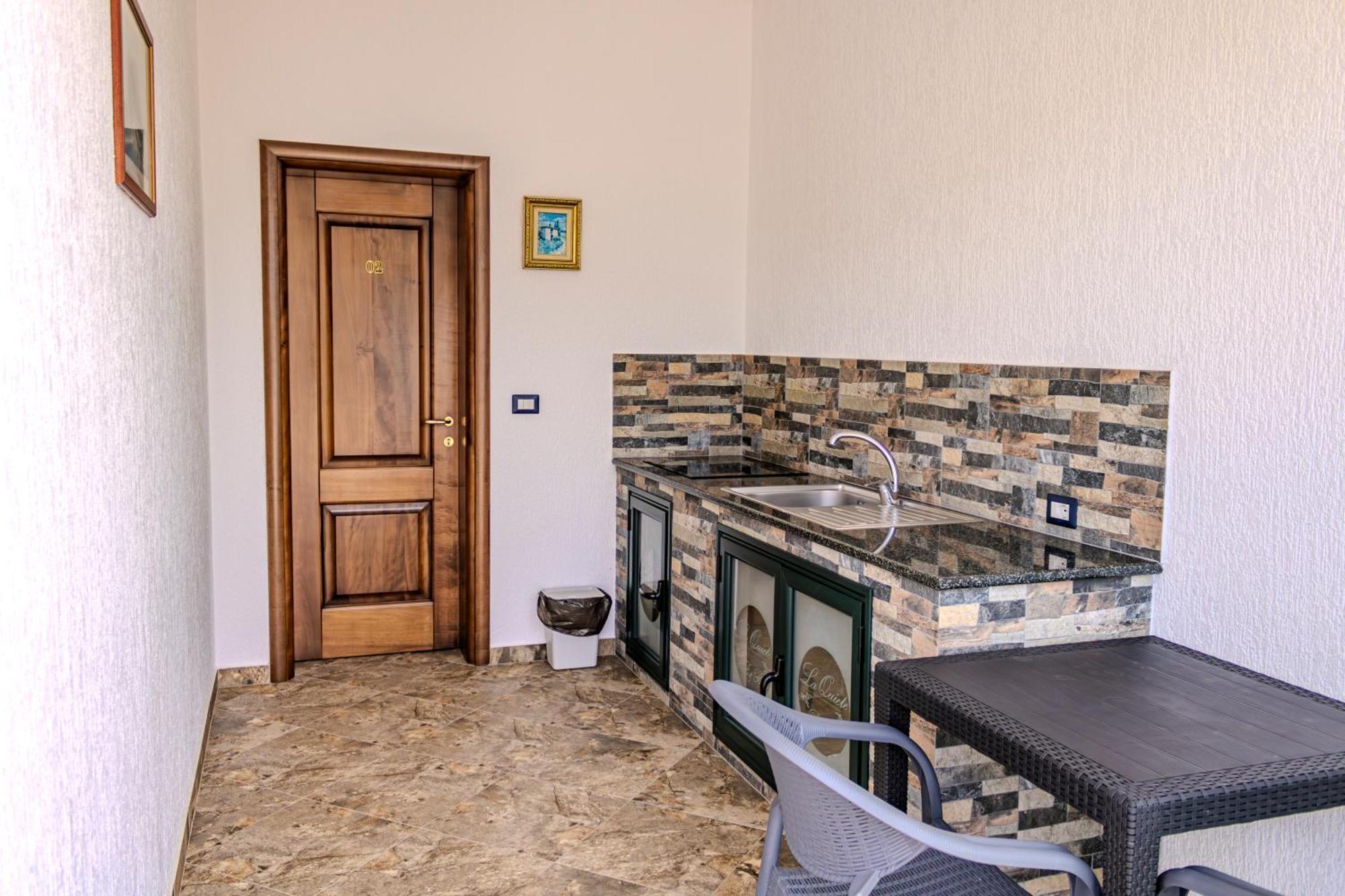 Villa La Quiete - Adults Only Cuke Екстериор снимка