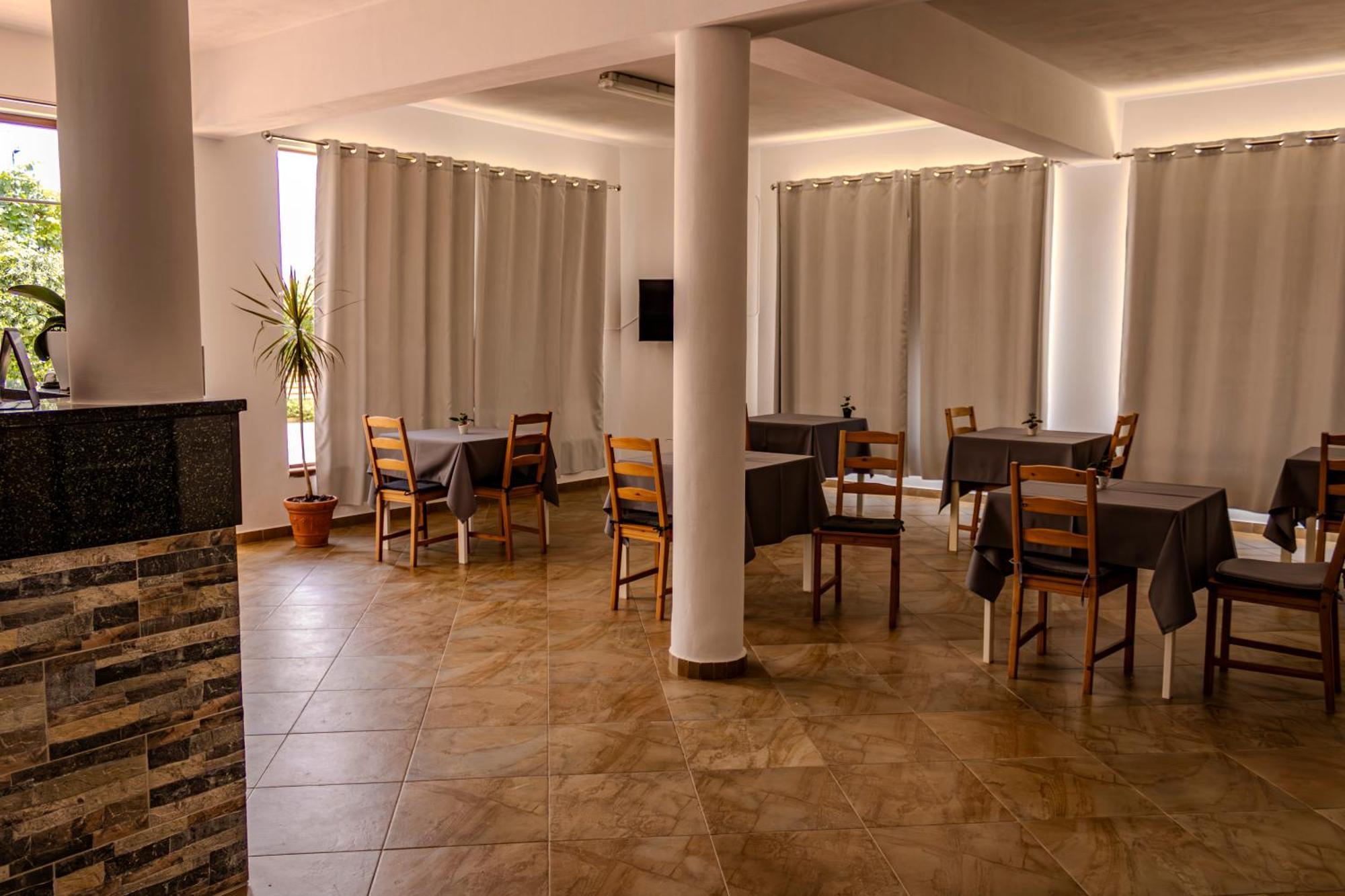 Villa La Quiete - Adults Only Cuke Екстериор снимка