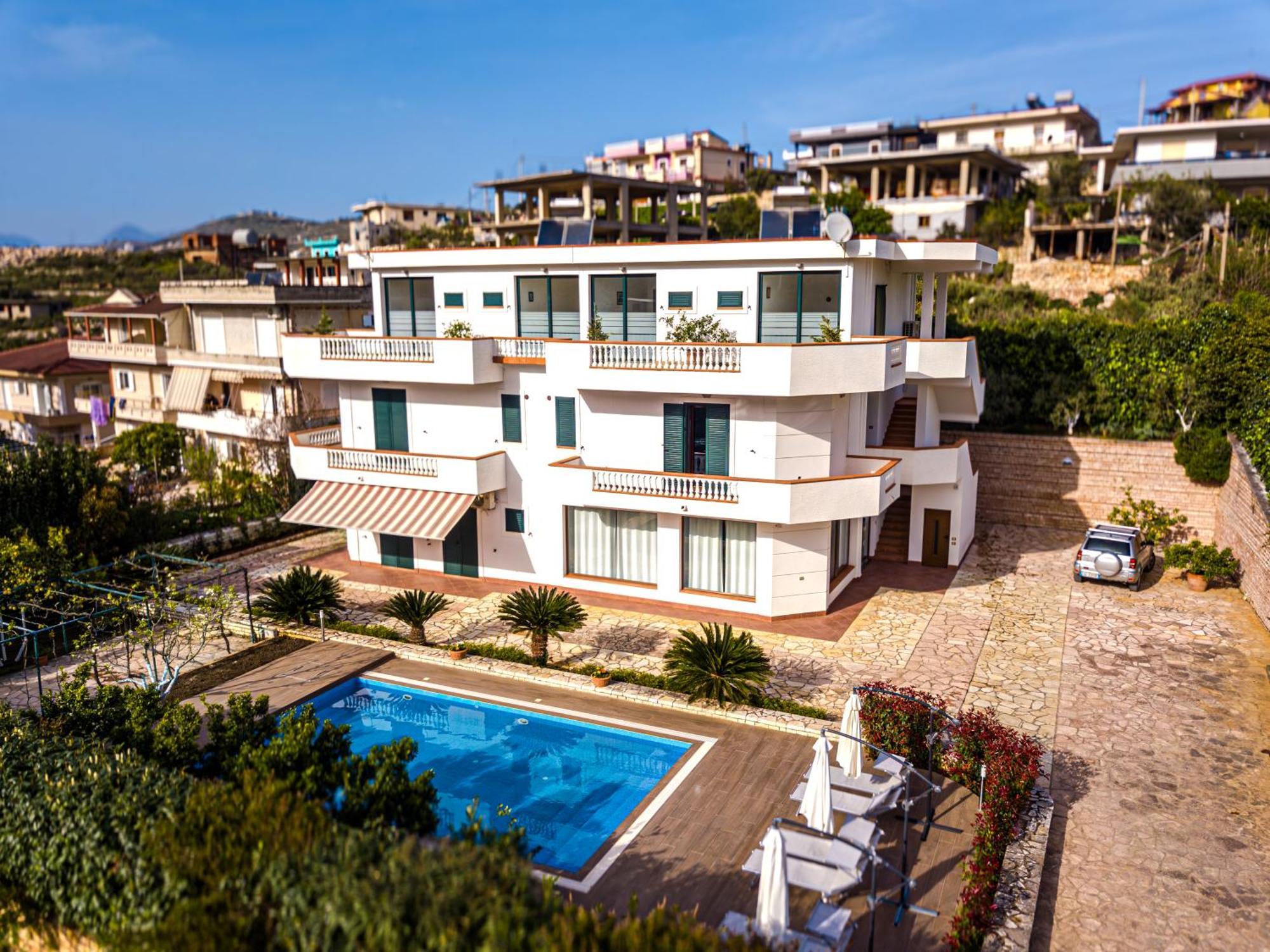 Villa La Quiete - Adults Only Cuke Екстериор снимка