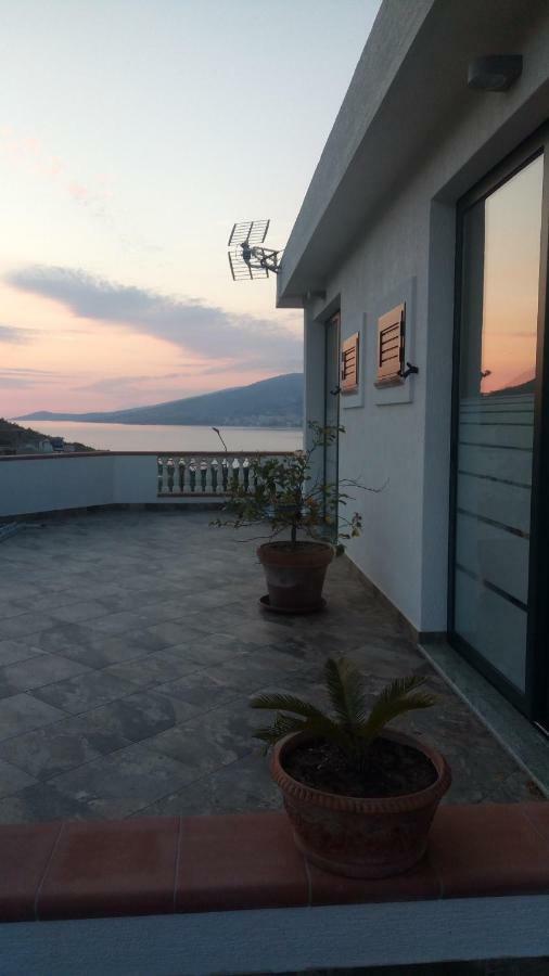 Villa La Quiete - Adults Only Cuke Екстериор снимка